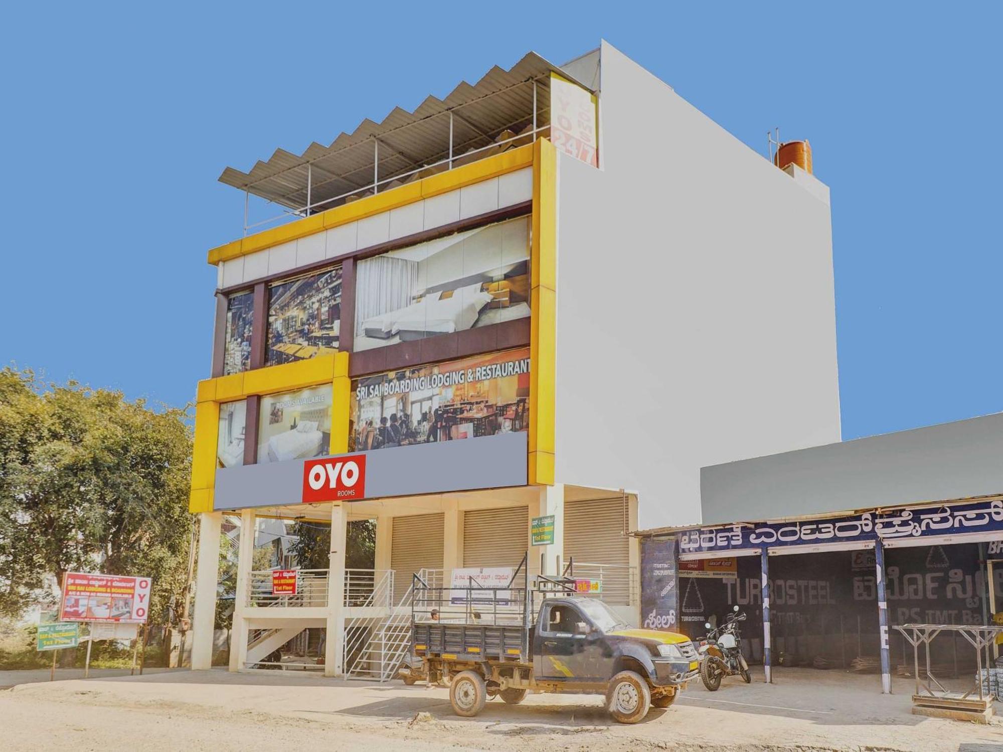 Flagship Shri Sai Boarding And Lodging Near Nagasandra Metro Station Bangalore Buitenkant foto